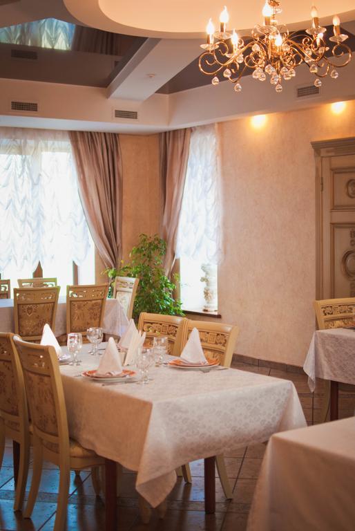Veles Hotel Dnipro Exterior photo