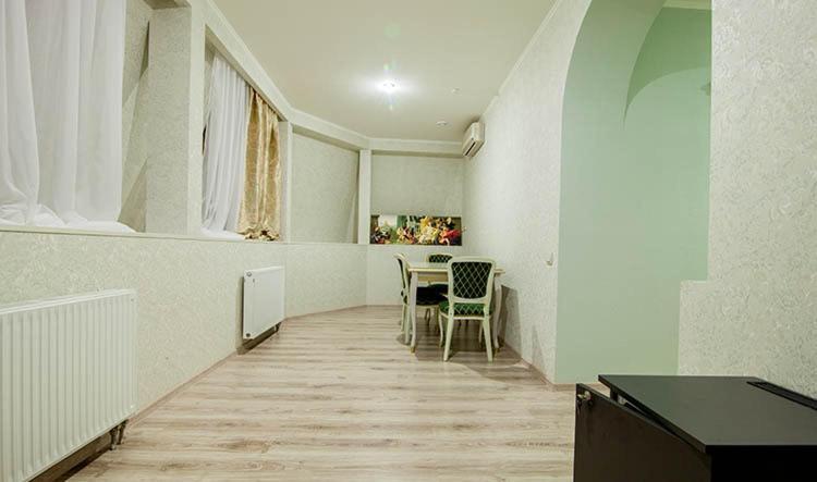 Veles Hotel Dnipro Room photo